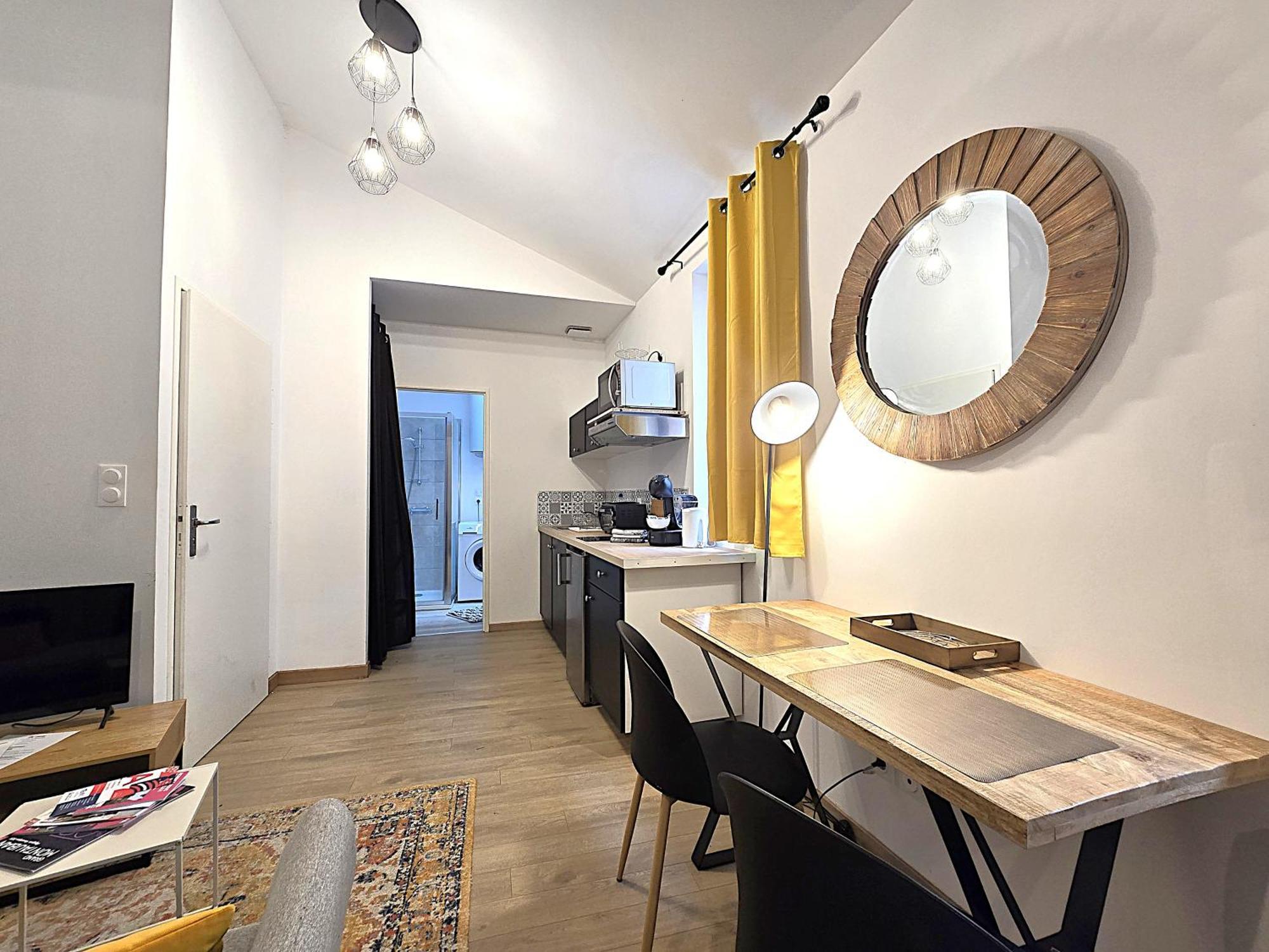 Sublime Cocon Pour Deux - 1 Lit Double - Hypercentre De - Proche Place Nationale Apartamento