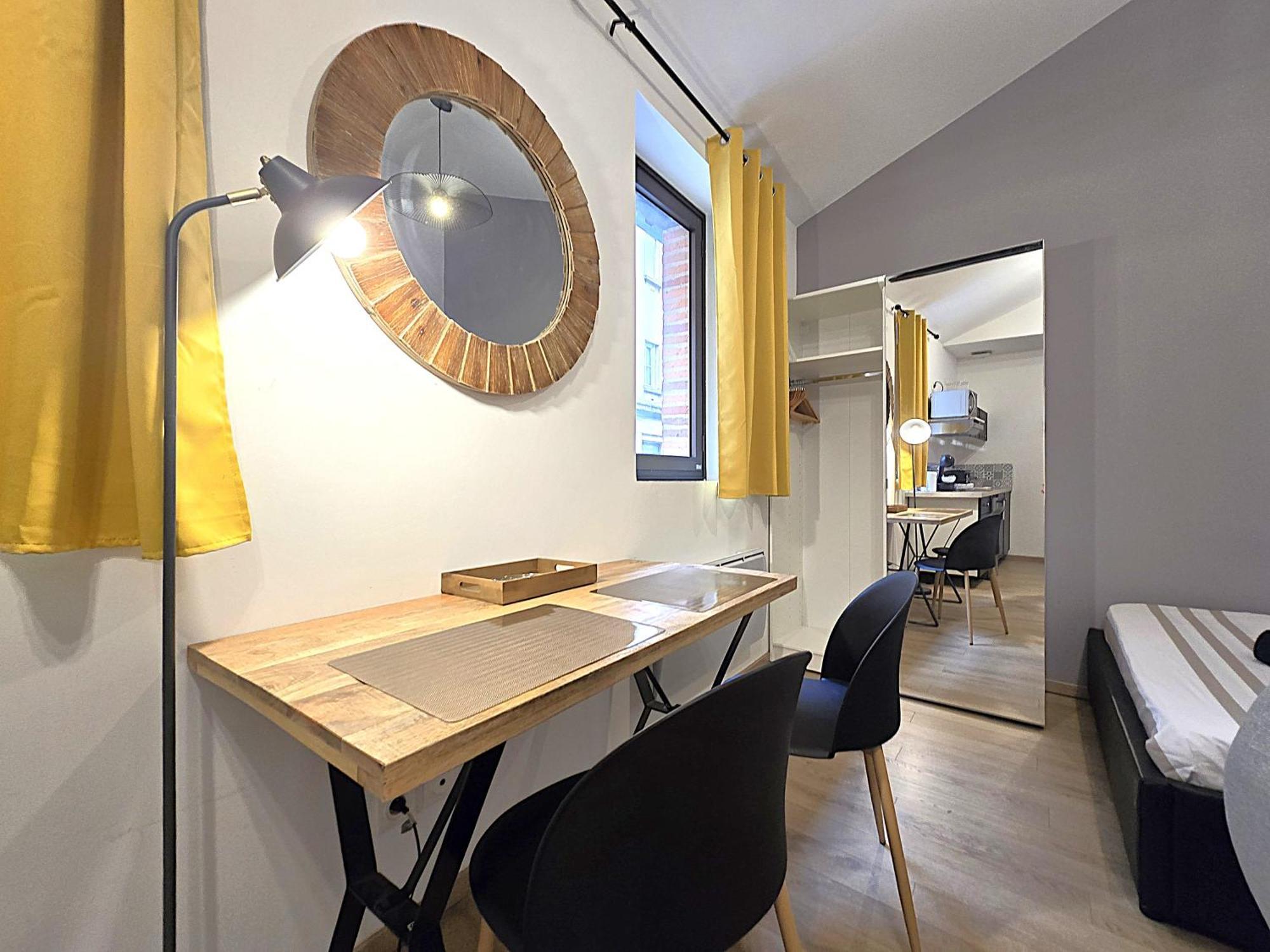 Sublime Cocon Pour Deux - 1 Lit Double - Hypercentre De - Proche Place Nationale Montauban